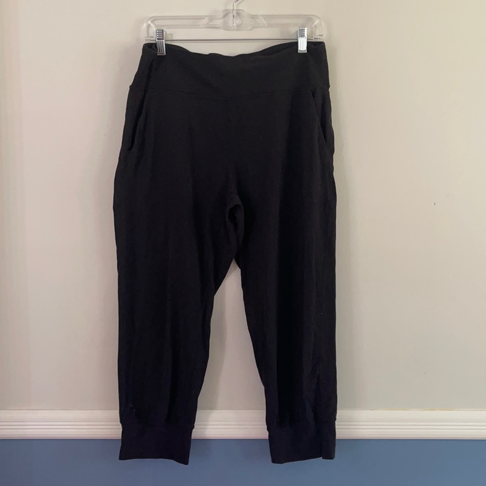 Women’s Lululemon pants leggings joggers yoga pants size 12